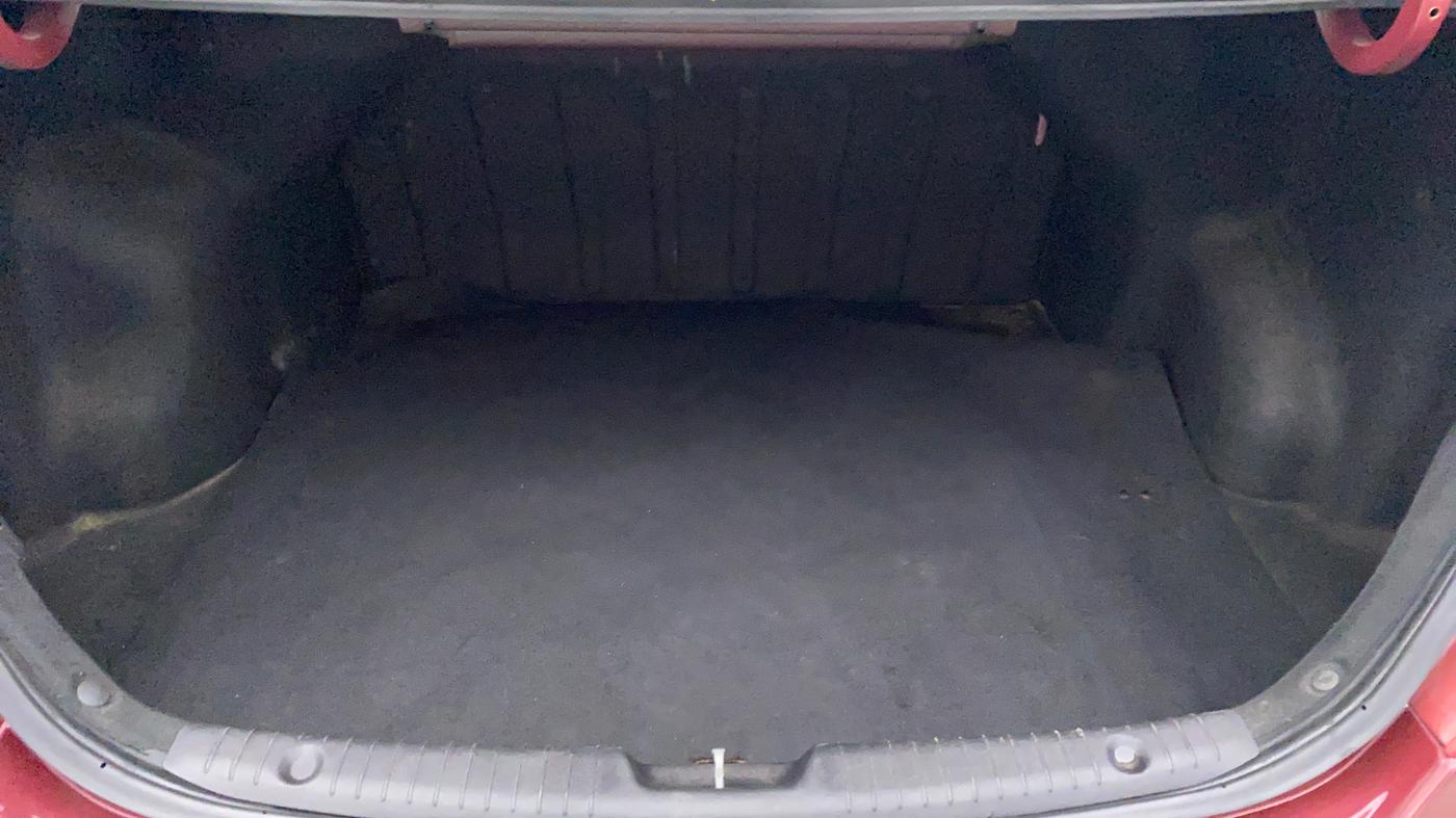 2014 Hyundai Verna FLUIDIC 1.6 VTVT SX AT, Petrol, Automatic, 79,210 km, Boot Inside