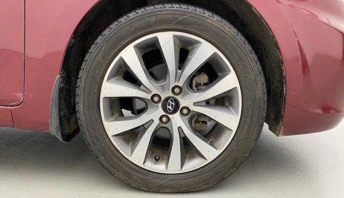 2014 Hyundai Verna FLUIDIC 1.6 VTVT SX AT, Petrol, Automatic, 79,210 km, Right Front Wheel