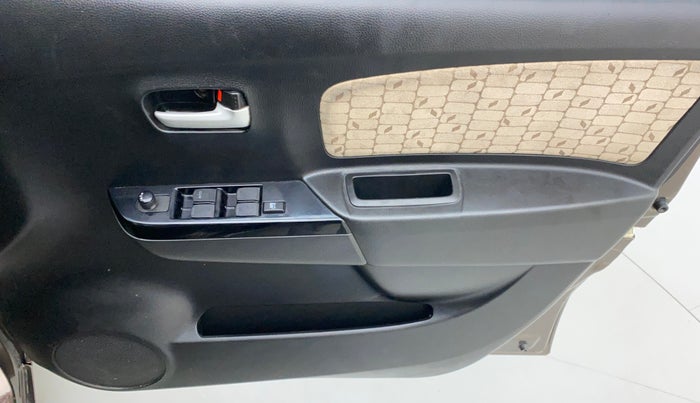 2017 Maruti Wagon R 1.0 VXI, Petrol, Manual, 21,753 km, Driver Side Door Panels Control