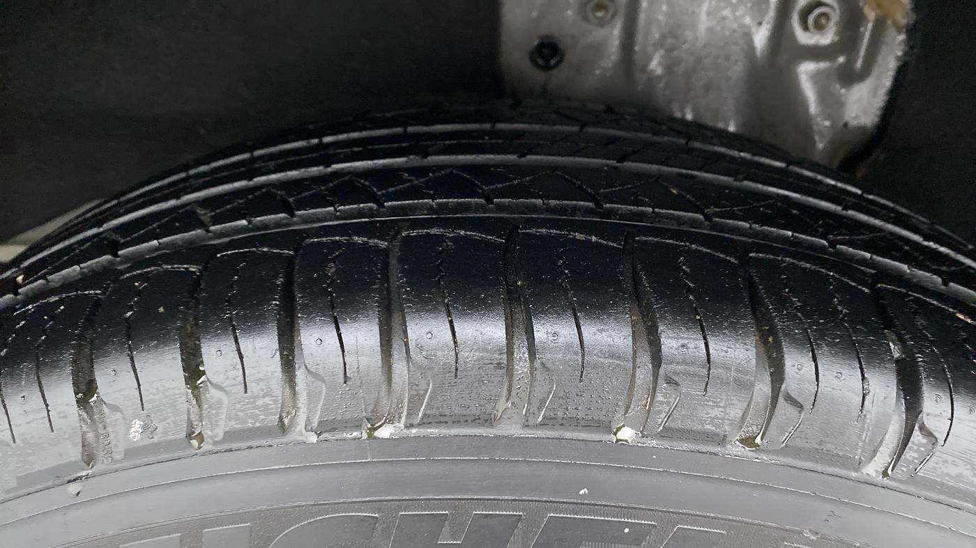 2017 Honda CRV 2.0L I-VTEC 2WD AT, Petrol, Automatic, 53,014 km, Right Rear Tyre Tread