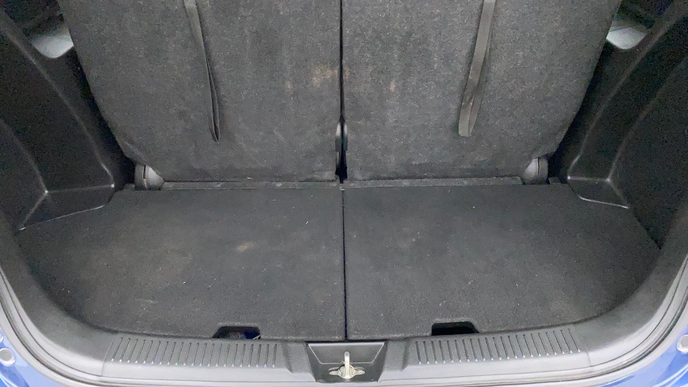 2021 Maruti XL6 ZETA MT, Petrol, Manual, 21,565 km, Boot Inside