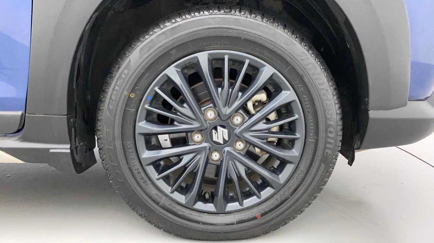 2021 Maruti XL6 ZETA MT, Petrol, Manual, 21,565 km, Right Front Wheel