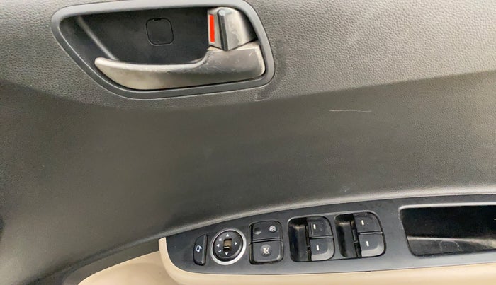 2014 Hyundai Grand i10 SPORTZ 1.2 KAPPA VTVT, Petrol, Manual, 85,786 km, Driver Side Door Panels Control