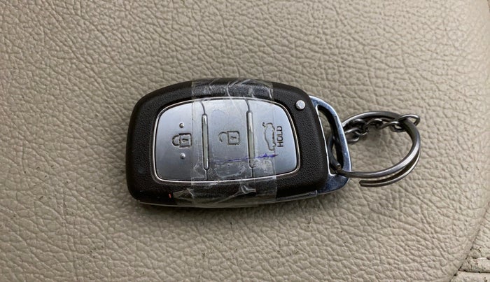 2014 Hyundai Grand i10 SPORTZ 1.2 KAPPA VTVT, Petrol, Manual, 85,786 km, Key Close Up