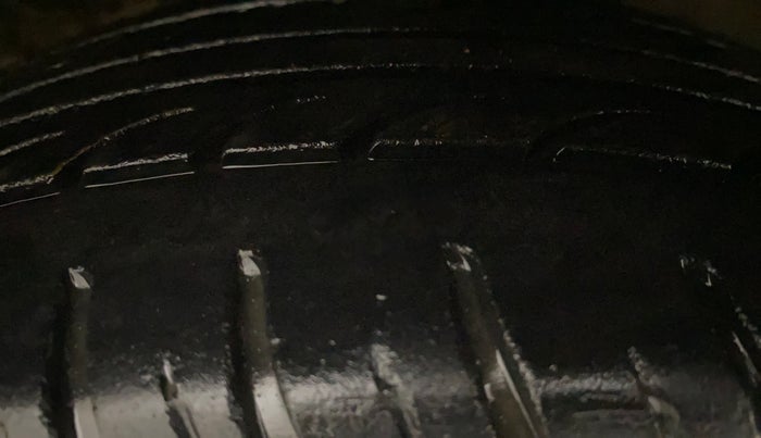 2014 Hyundai Grand i10 SPORTZ 1.2 KAPPA VTVT, Petrol, Manual, 85,786 km, Right Front Tyre Tread