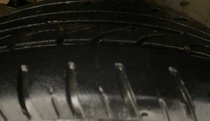 2014 Hyundai Grand i10 SPORTZ 1.2 KAPPA VTVT, Petrol, Manual, 85,786 km, Right Rear Tyre Tread