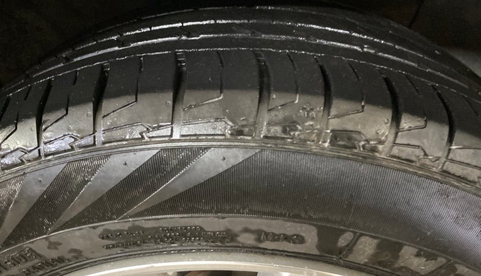 2019 Hyundai Creta EX 1.6 PETROL, Petrol, Manual, 62,527 km, Right Front Tyre Tread