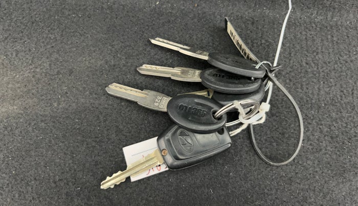 2016 Hyundai Grand i10 1.2 SPORTZ PRIME EDITION VTVT, Petrol, Manual, 36,860 km, Key Close Up