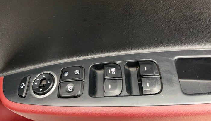 2016 Hyundai Grand i10 1.2 SPORTZ PRIME EDITION VTVT, Petrol, Manual, 36,860 km, Driver Side Door Panels Control