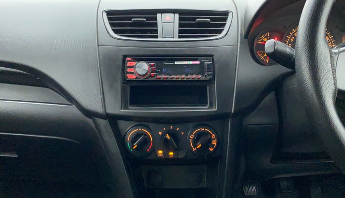 2014 Maruti Swift LXI D, Petrol, Manual, 31,943 km, Air Conditioner