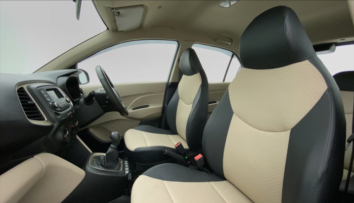 2021 Hyundai NEW SANTRO 1.1 MAGNA MT, Petrol, Manual, 2,526 km, Right Side Front Door Cabin
