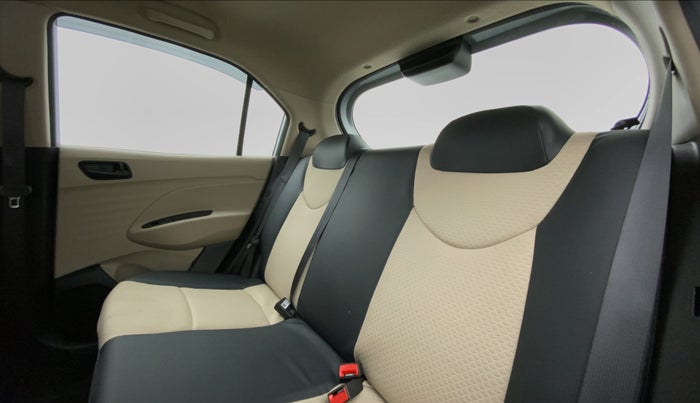 2021 Hyundai NEW SANTRO 1.1 MAGNA MT, Petrol, Manual, 2,526 km, Right Side Rear Door Cabin