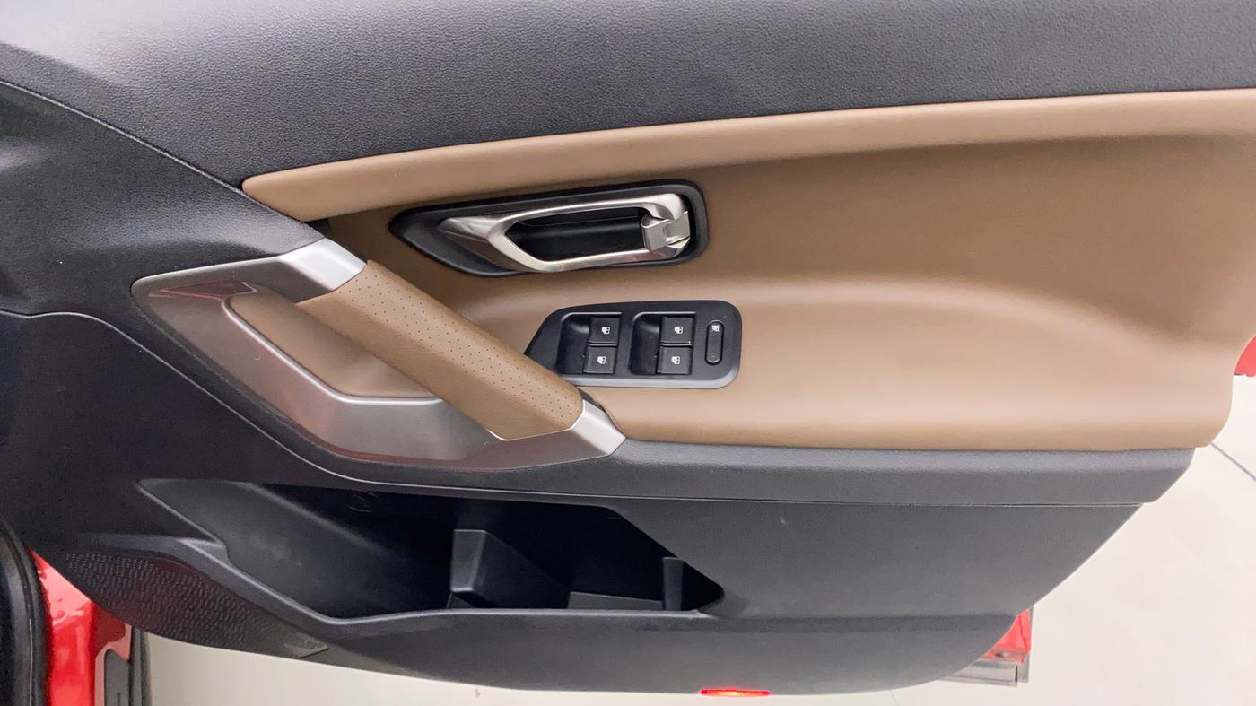 2021 Tata Harrier XZ PLUS 2.0L DUAL TONE, Diesel, Manual, 46,434 km, Driver Side Door Panels Control