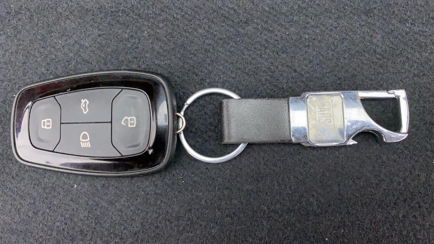 2021 Tata Harrier XZ PLUS 2.0L DUAL TONE, Diesel, Manual, 46,434 km, Key Close Up
