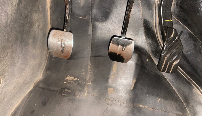 2022 Renault Kiger RXZ MT, Petrol, Manual, 50,214 km, Pedals