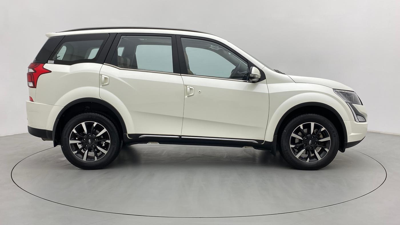 2019 Mahindra XUV500 W11 AT, Diesel, Automatic, 7,862 km, Right Side View