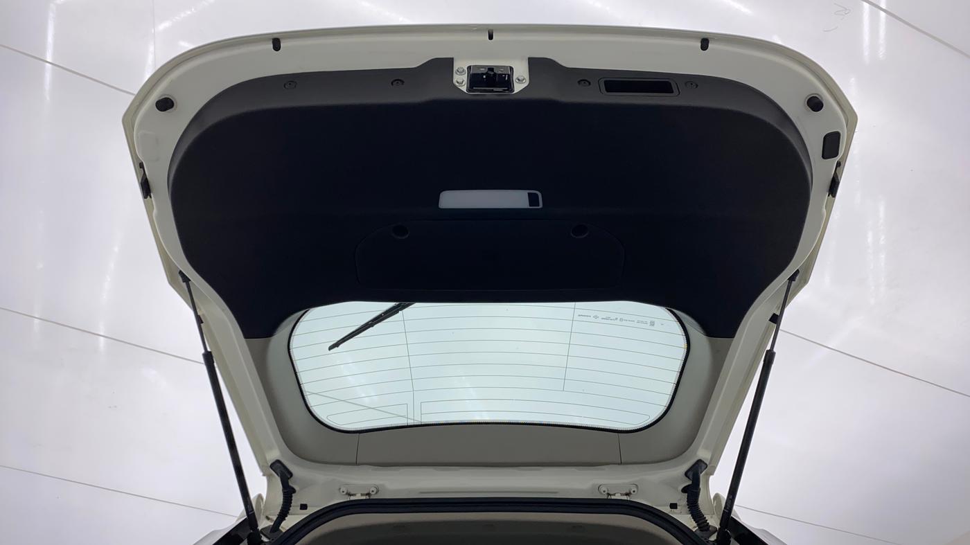 2019 Mahindra XUV500 W11 AT, Diesel, Automatic, 7,862 km, Boot Door Open