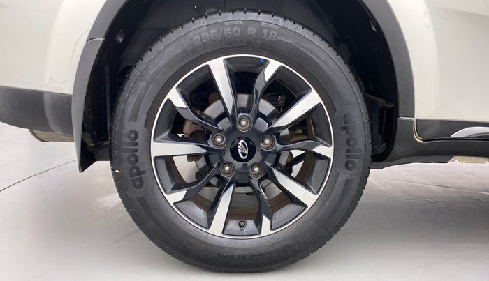 2019 Mahindra XUV500 W11 AT, Diesel, Automatic, 7,862 km, Right Rear Wheel