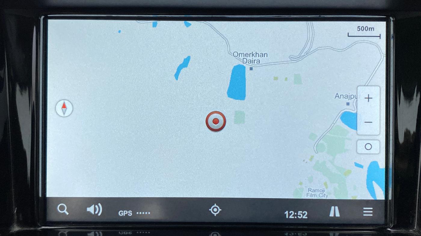2019 Mahindra XUV500 W11 AT, Diesel, Automatic, 7,862 km, Navigation System