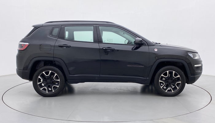 2019 Jeep Compass TRAILHAWK 2.0  AT 4X4, Diesel, Automatic, 85,500 km, Right Side View
