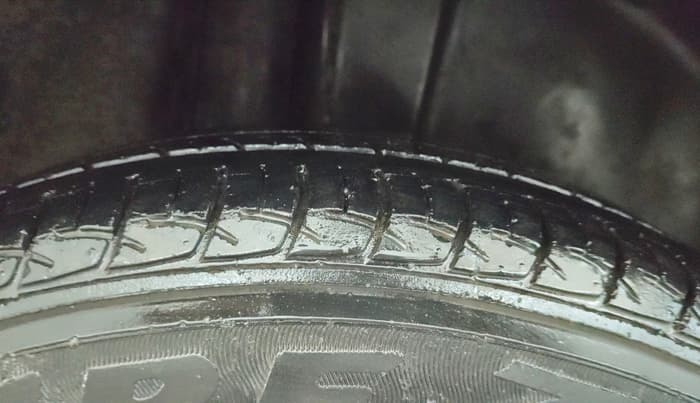 2017 Maruti Ciaz VXI+, Petrol, Manual, 42,275 km, Right Rear Tyre Tread