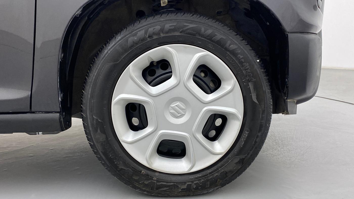2019 Maruti S PRESSO VXI PLUS, Petrol, Manual, 32,624 km, Right Front Wheel