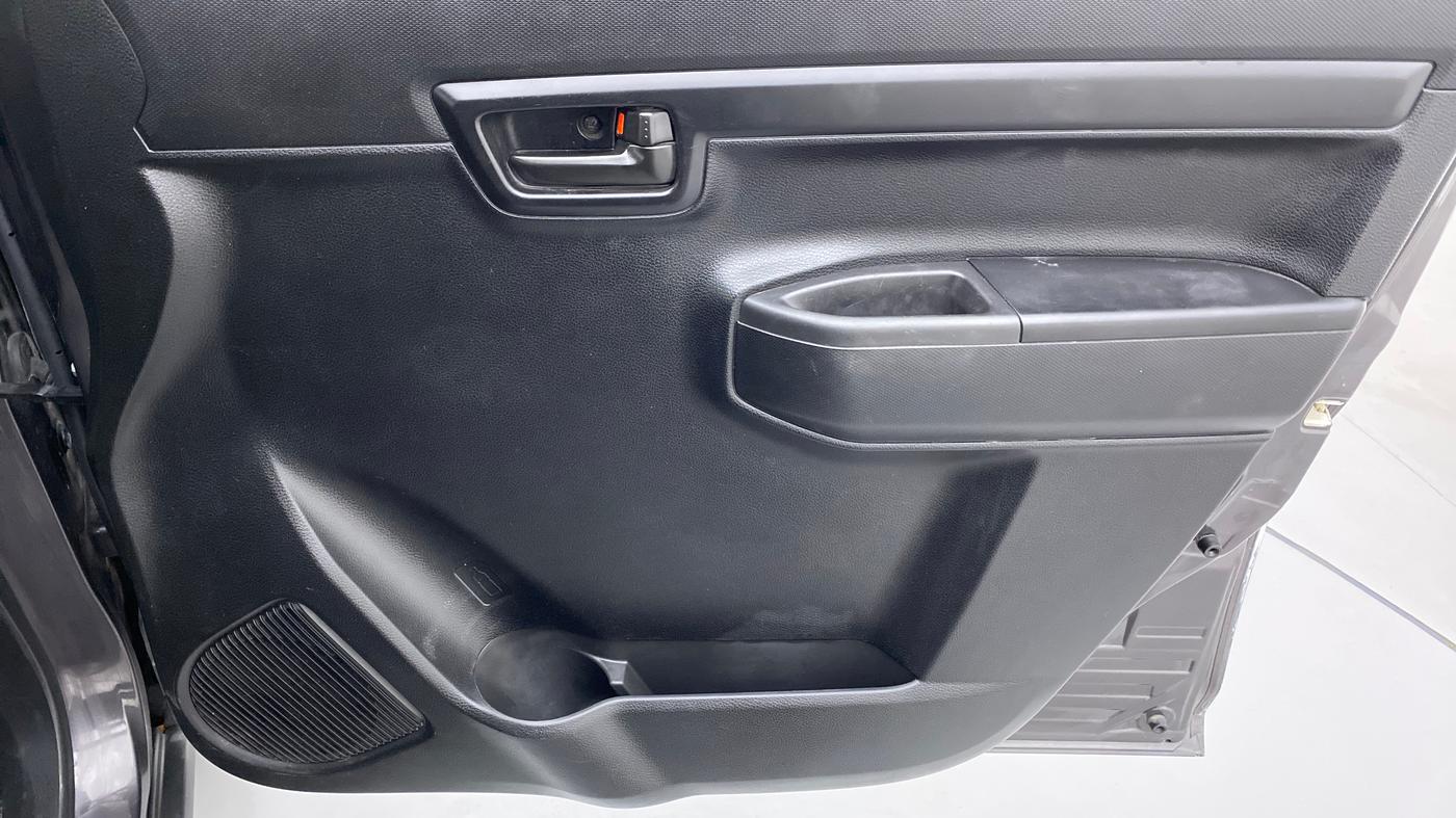 2019 Maruti S PRESSO VXI PLUS, Petrol, Manual, 32,624 km, Driver Side Door Panels Control