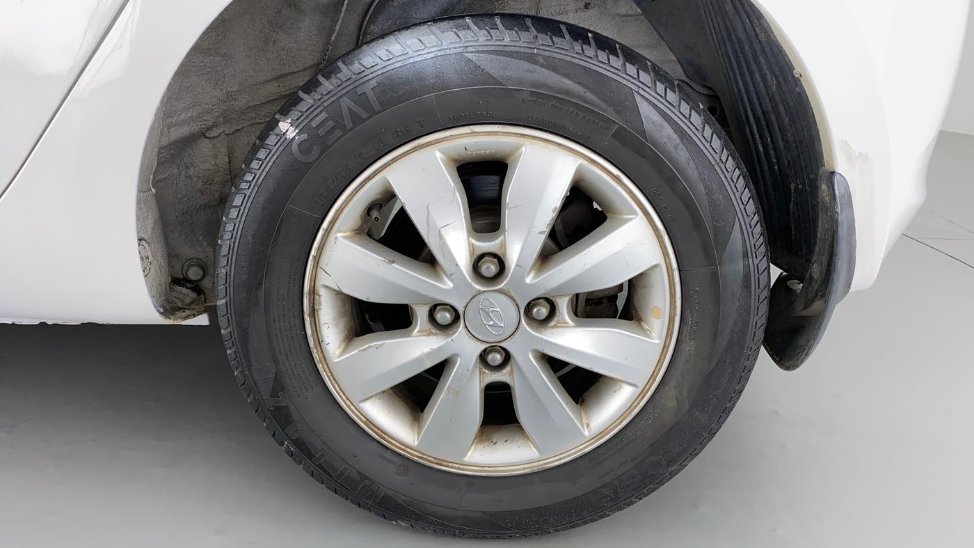 2013 Hyundai i20 SPORTZ 1.4 CRDI, Diesel, Manual, 88,896 km, Left Rear Wheel