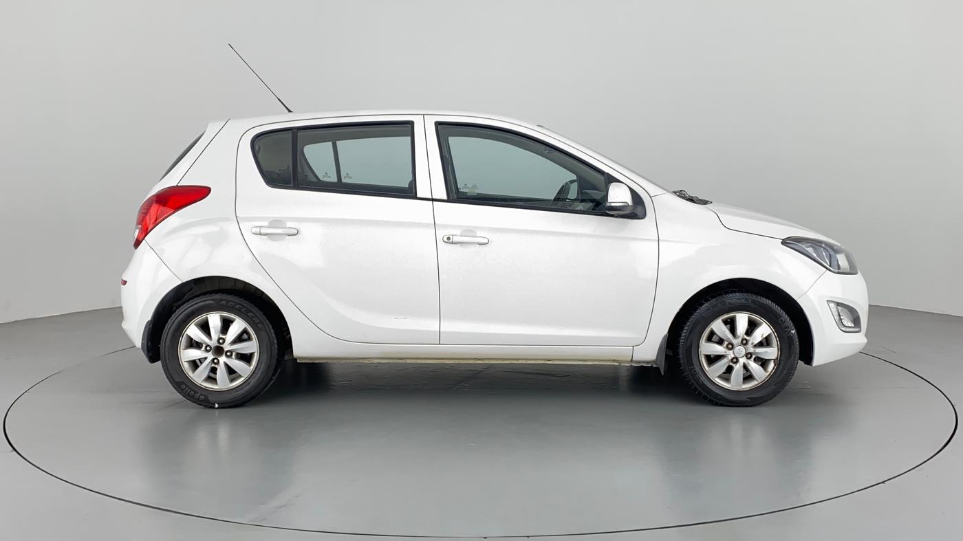 2013 Hyundai i20 SPORTZ 1.4 CRDI, Diesel, Manual, 88,896 km, Right Side View