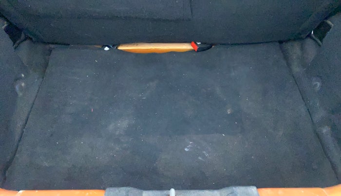 2017 Tata Tiago XM (O) PETROL, Petrol, Manual, 63,544 km, Boot Inside