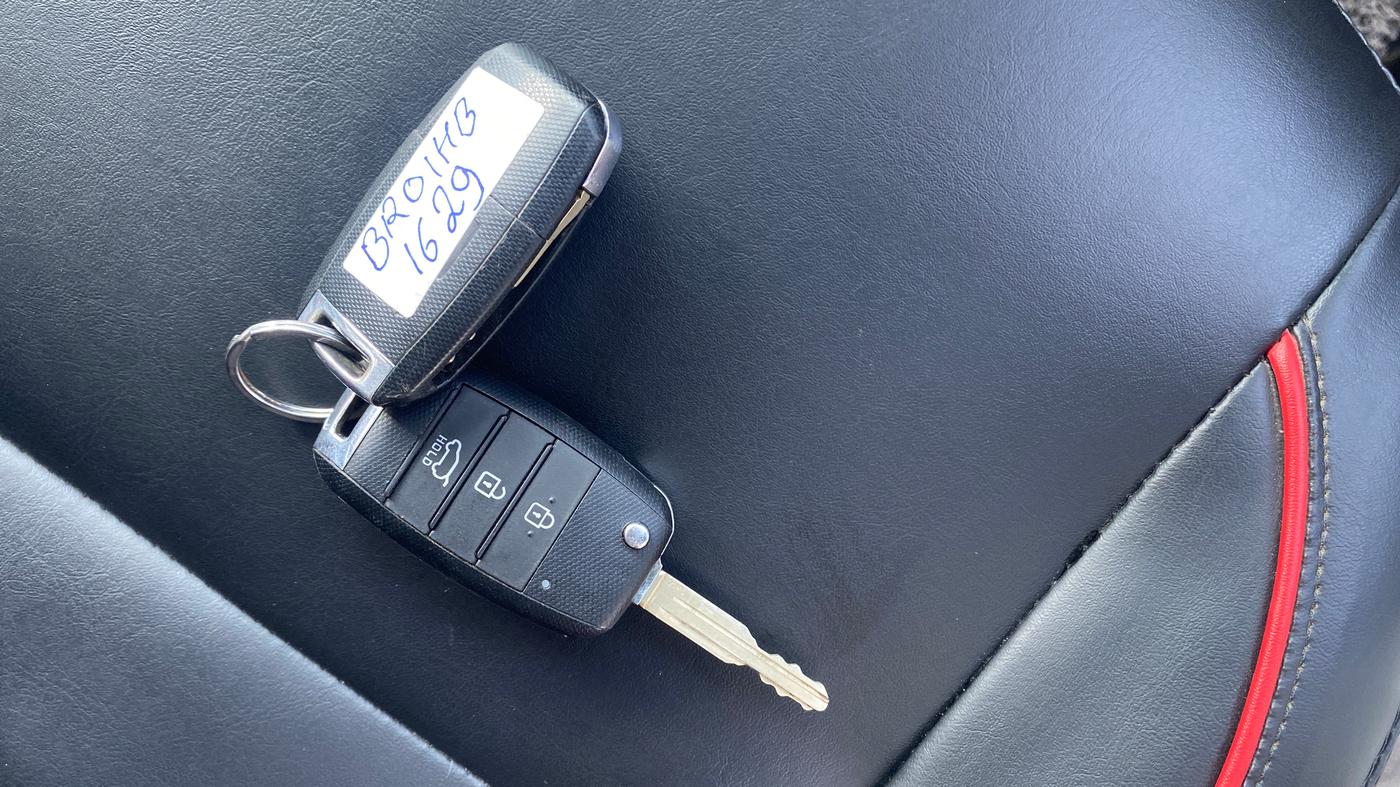 2023 KIA CARENS PRESTIGE 1.5 DIESEL 7 STR, Diesel, Manual, 60,571 km, Key Close Up