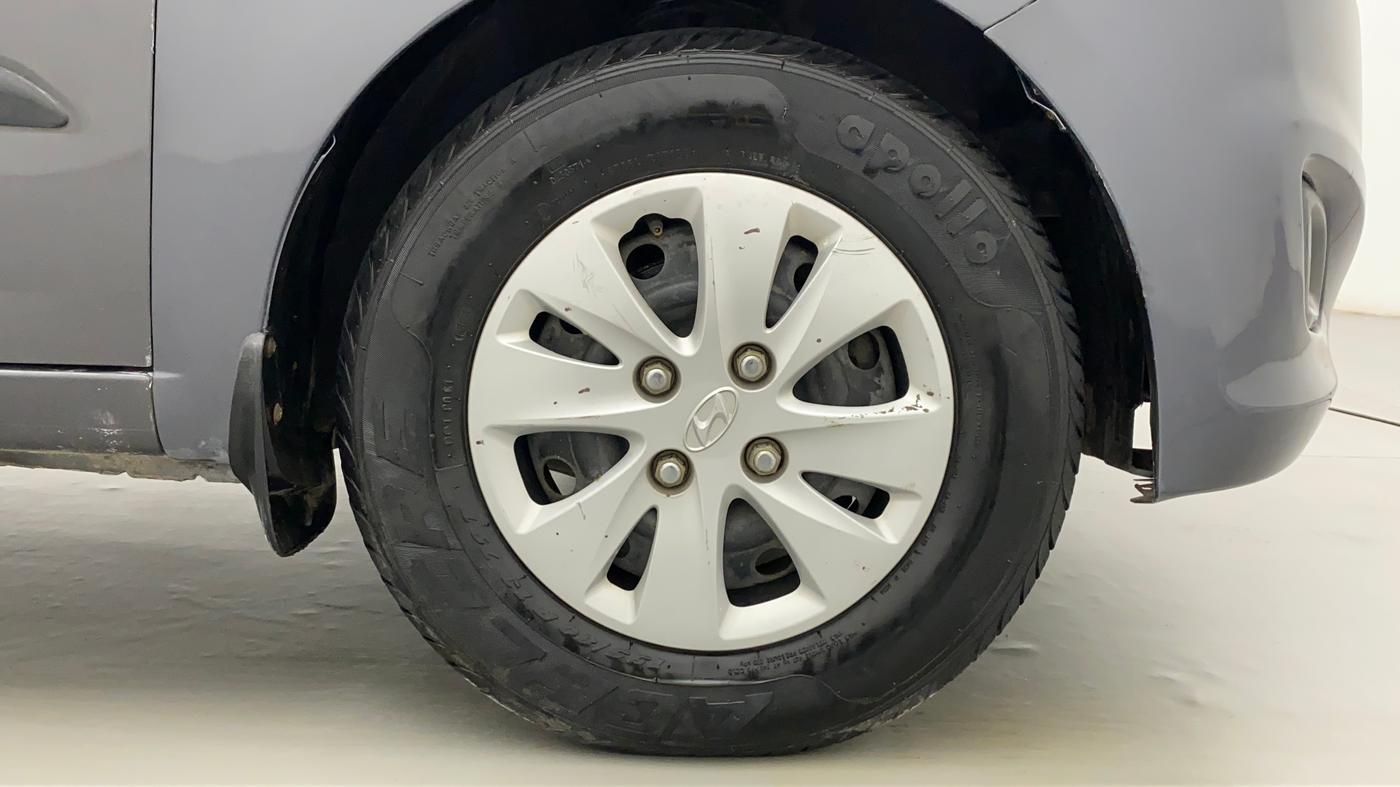 2011 Hyundai i10 MAGNA 1.2, Petrol, Manual, 49,759 km, Right Front Wheel