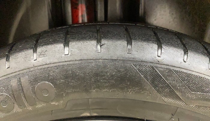 2019 Skoda Rapid STYLE 1.5 TDI AT, Diesel, Automatic, 90,247 km, Right Rear Tyre Tread