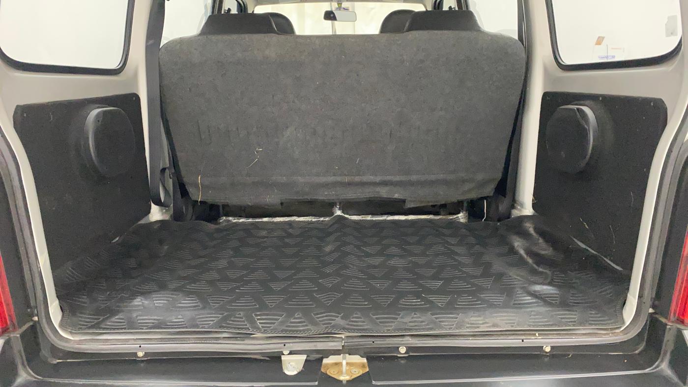 2025 Maruti Eeco 5 STR AC, Petrol, Manual, 2,448 km, Boot Inside
