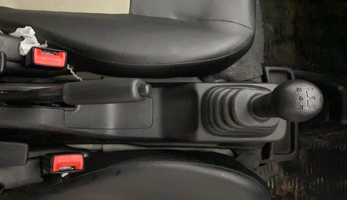 2025 Maruti Eeco 5 STR AC, Petrol, Manual, 2,448 km, Gear Lever