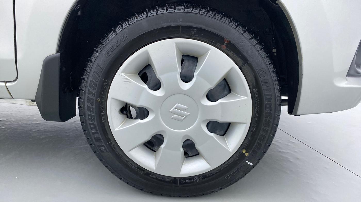 2016 Maruti Alto K10 VXI P, Petrol, Manual, 11,150 km, Right Front Wheel