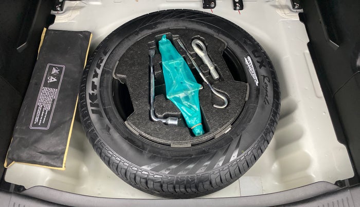2021 Maruti S Cross ALPHA AT SMART HYBRID, Petrol, Automatic, 10,781 km, Spare Tyre