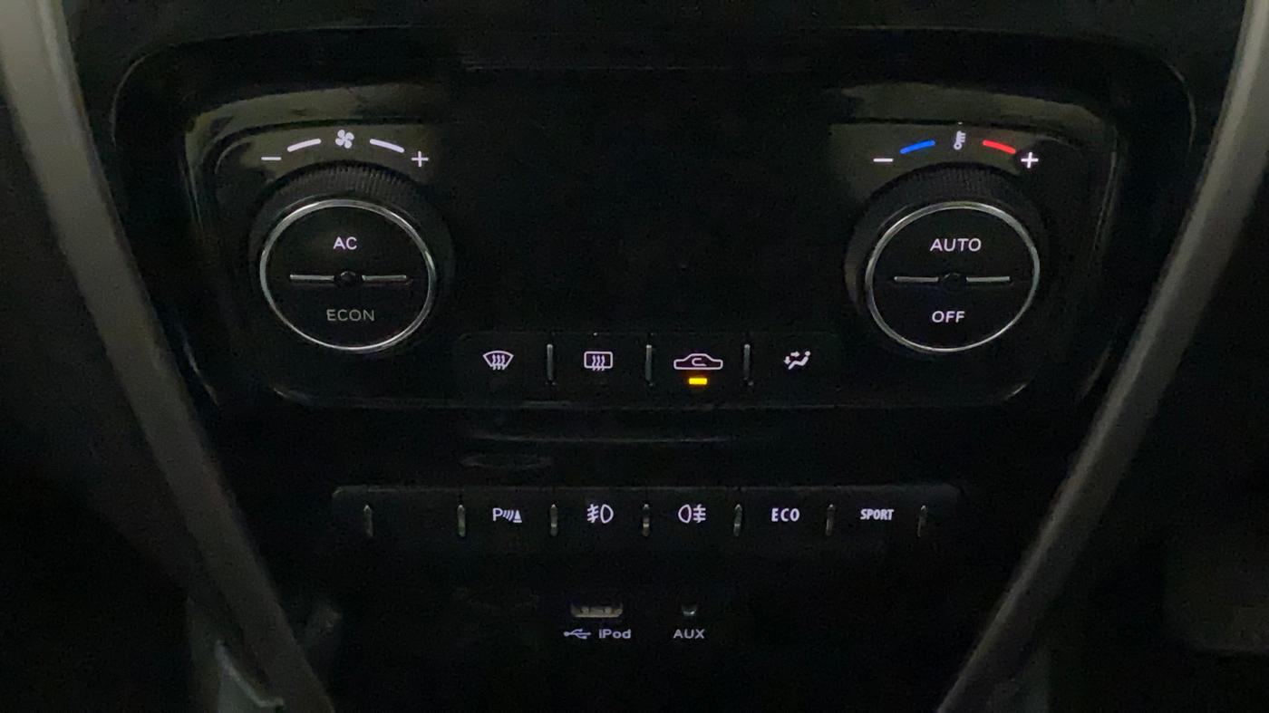 2016 Tata Zest XT PETROL, Petrol, Manual, 82,161 km, Automatic Climate Control