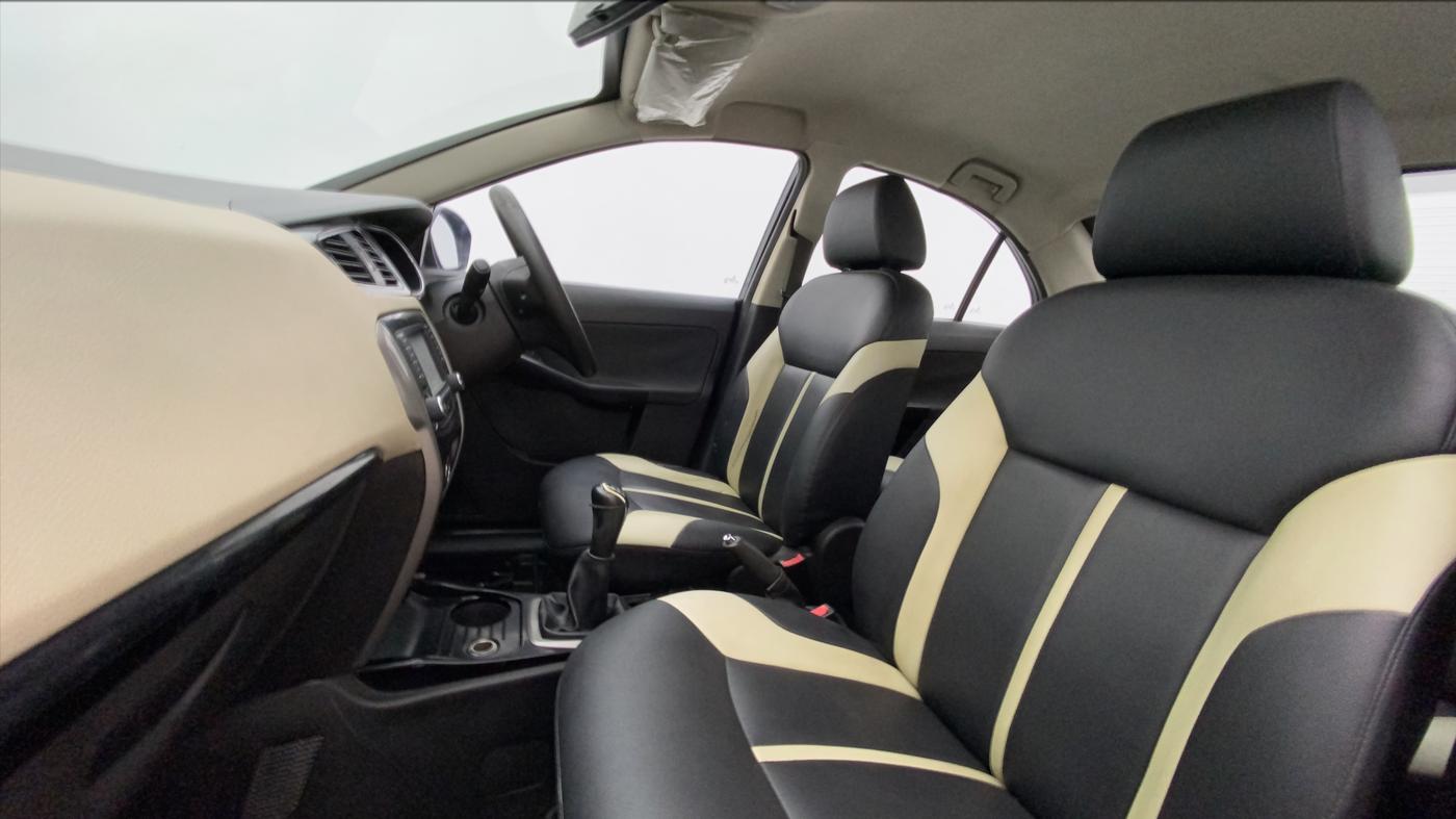 2016 Tata Zest XT PETROL, Petrol, Manual, 82,161 km, Right Side Front Door Cabin