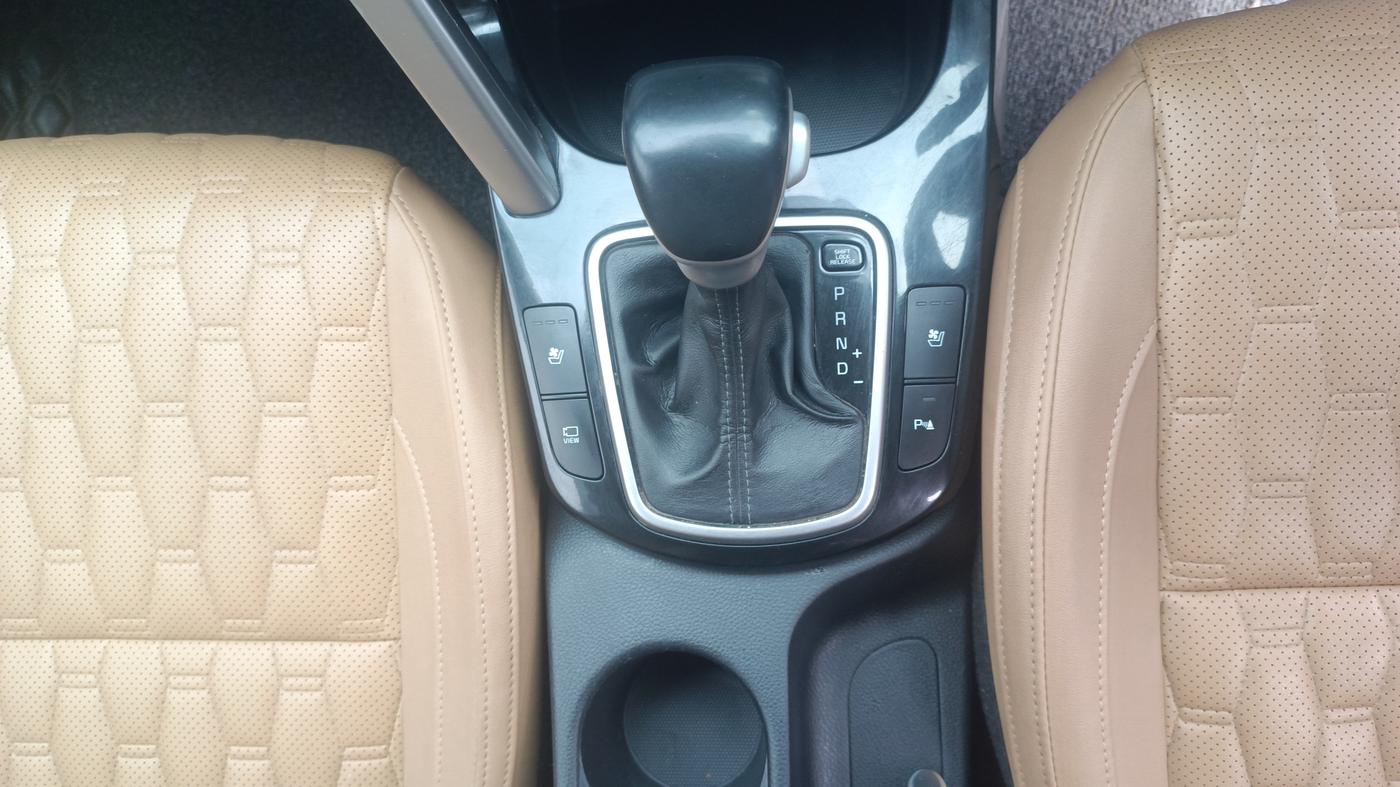 2021 KIA SELTOS HTX PLUS AT1.5 DIESEL, Diesel, Automatic, 1,17,539 km, Gear Lever
