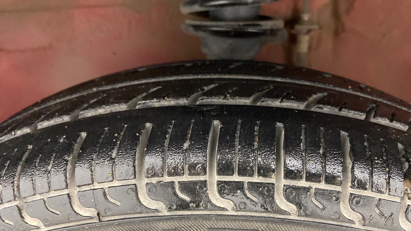 2018 Maruti Alto 800 LXI O, Petrol, Manual, 52,827 km, Left Front Tyre Tread