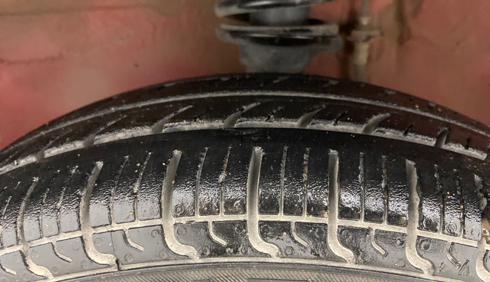 2018 Maruti Alto 800 LXI O, Petrol, Manual, 52,827 km, Left Front Tyre Tread