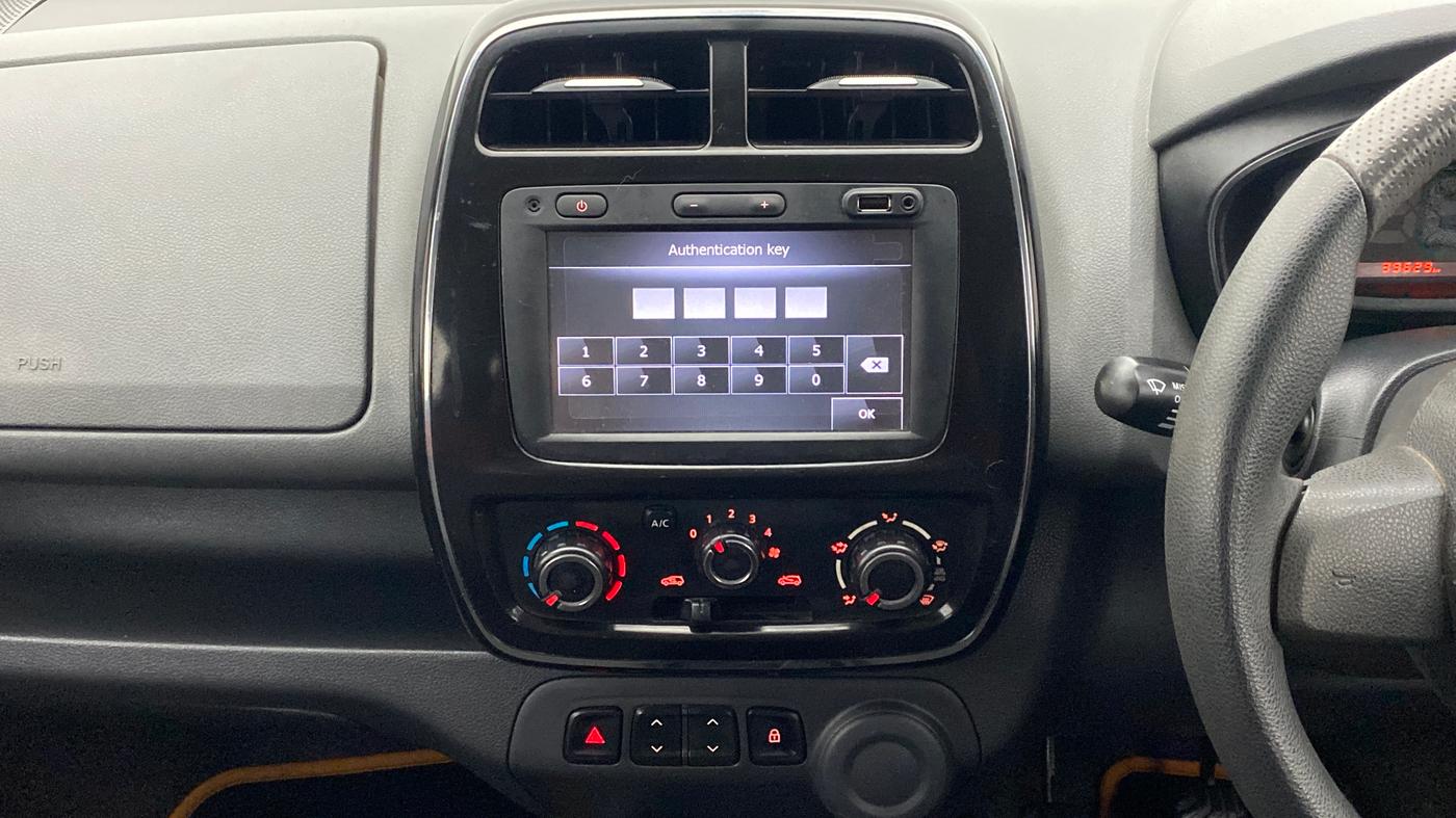 2016 Renault Kwid RXT Opt, Petrol, Manual, 39,669 km, Air Conditioner