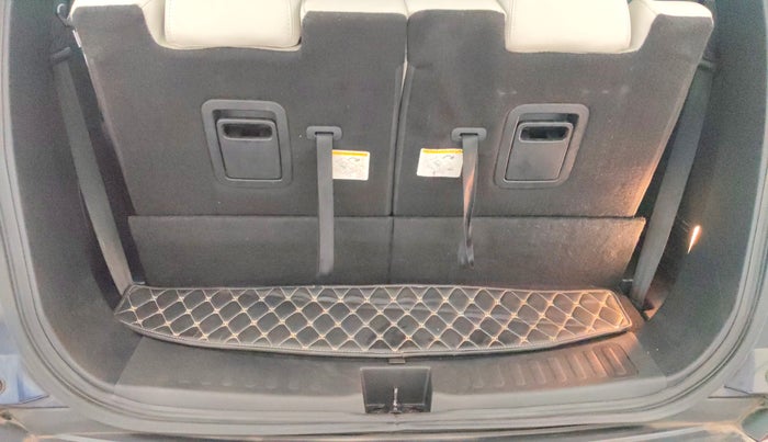 2022 Tata Safari XZA PLUS, Diesel, Automatic, 58,780 km, Boot Inside