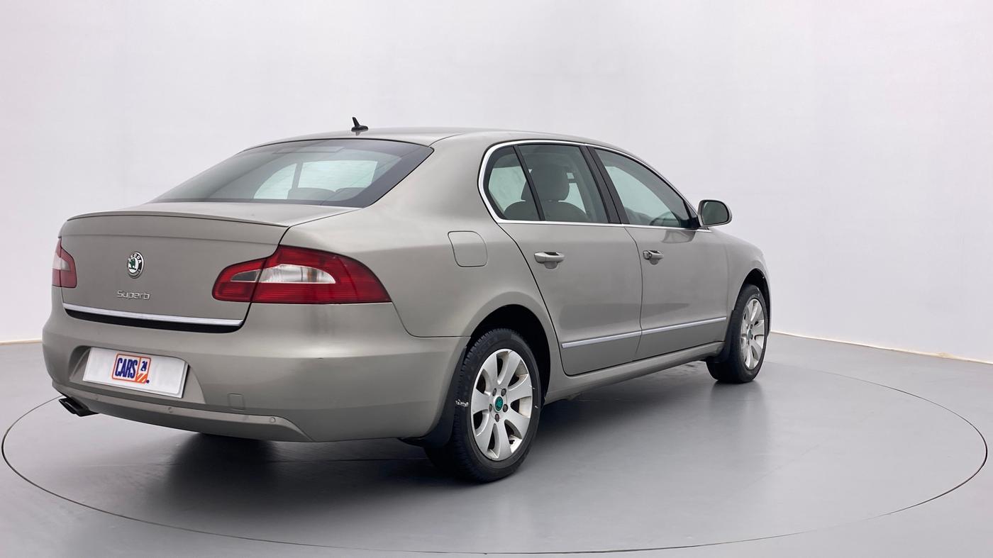 2010 Skoda Superb ELEGANCE 1.8 TSI AT, Petrol, Automatic, 77,287 km, Right Back Diagonal