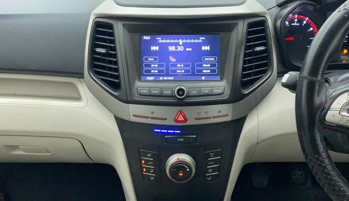 2020 Mahindra XUV300 1.2 W6 MT, Petrol, Manual, 30,356 km, Air Conditioner