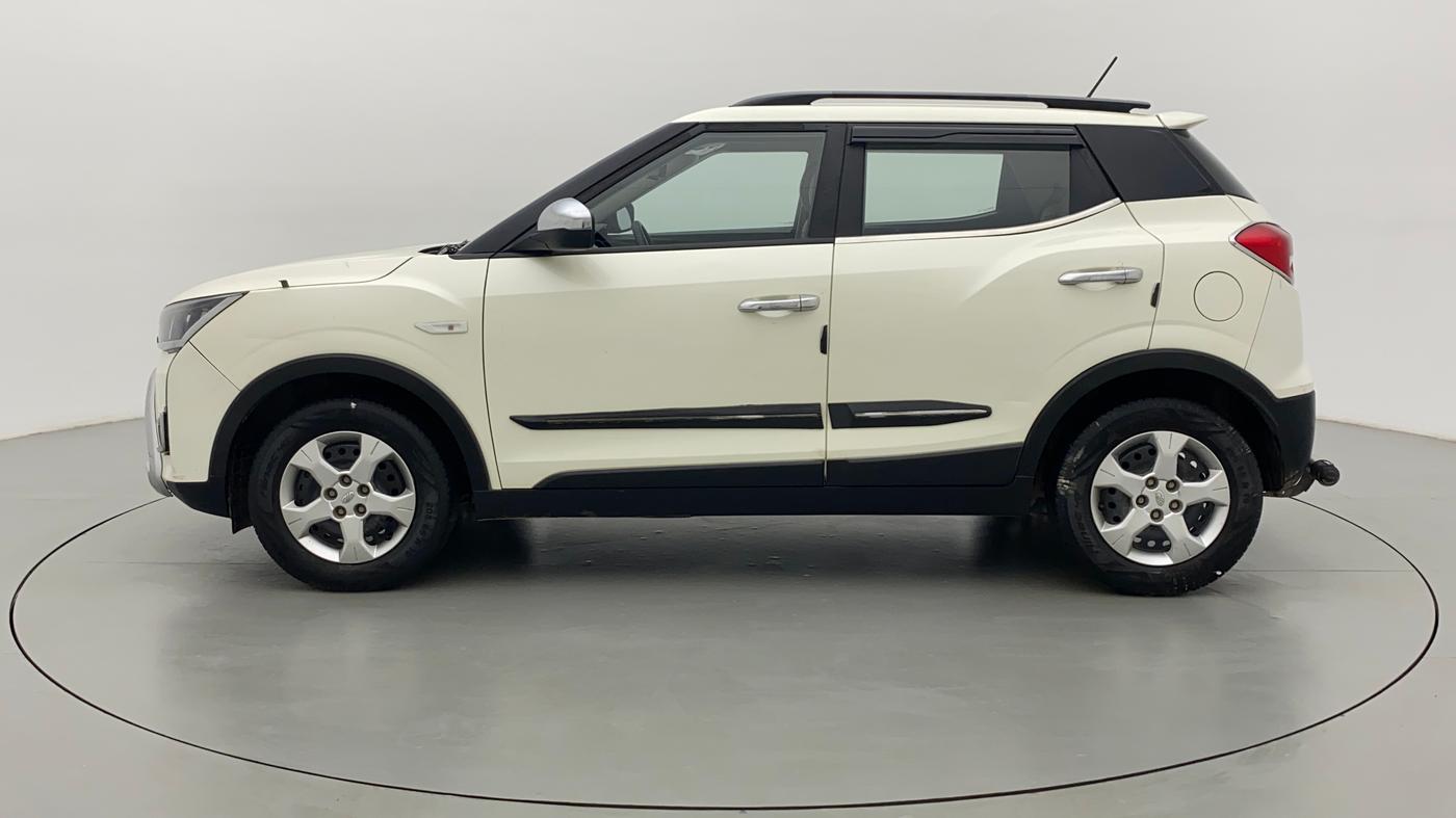 2020 Mahindra XUV300 1.2 W6 MT, Petrol, Manual, 30,356 km, Left Side