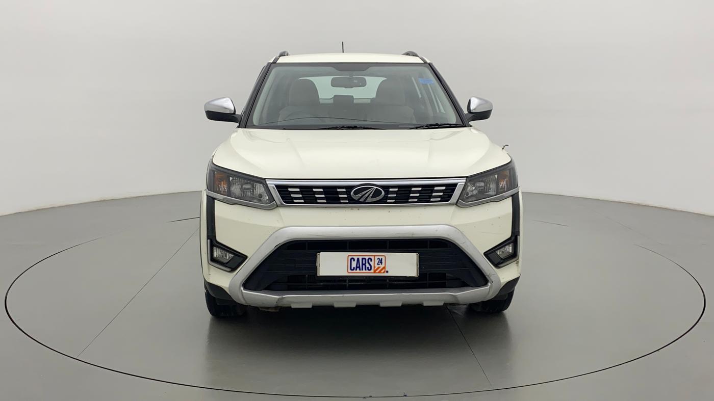 2020 Mahindra XUV300 1.2 W6 MT, Petrol, Manual, 30,356 km, Front