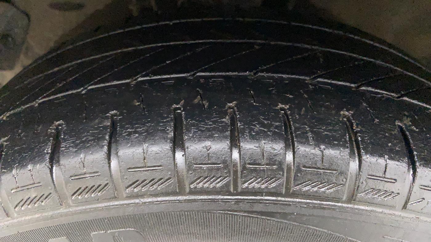 2011 Hyundai i20 ASTA 1.2, Petrol, Manual, 91,671 km, Left Front Tyre Tread