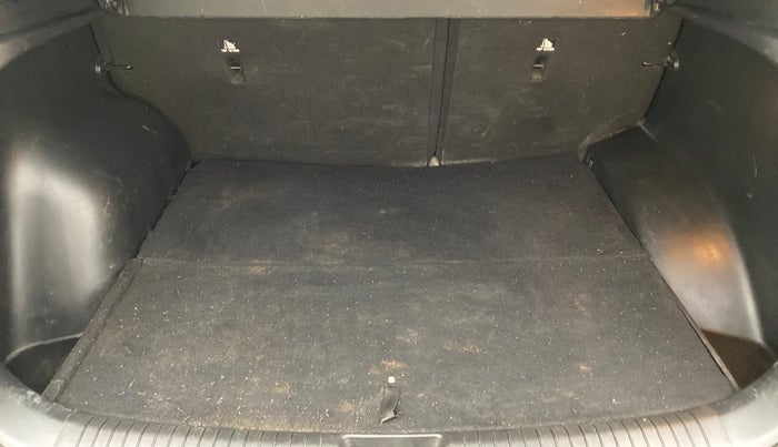 2019 Hyundai Creta SX AT 1.6 DIESEL, Diesel, Automatic, 81,128 km, Boot Inside